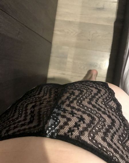 美女灌肠浣肠无遮挡_DVD完整视频观看