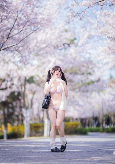 99re8这里只有精品热视频_HD完整版观看