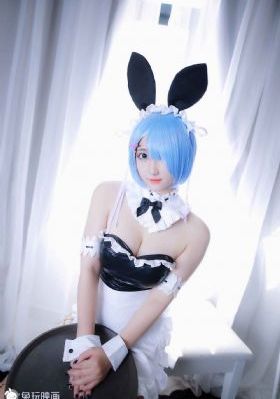 国产中文字幕永久免费_十万网红美女美酱