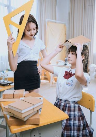 aavyy伦理青苹果影院_超清超清在线观看