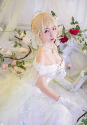 日本公车上bustyxx_1080高清在线